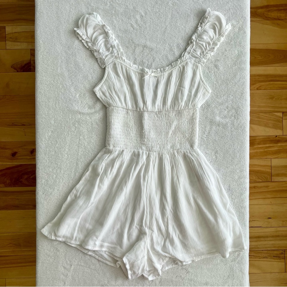 NWT Stradivarius Playsuit